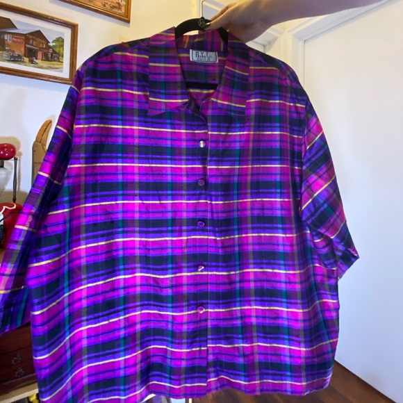 COPY - 60s? VTG Silk Plaid Shacket - Picture 11 of 12